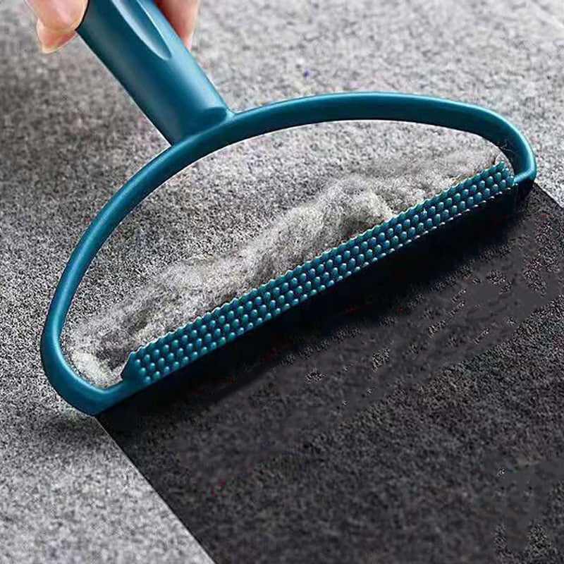 Portable Double-Sided Pet Hair Remover Brush and Fabric Shaver for Clothes and Carpet - Manual Lint Remover with Fluff and Fuzz Removing Capabilities