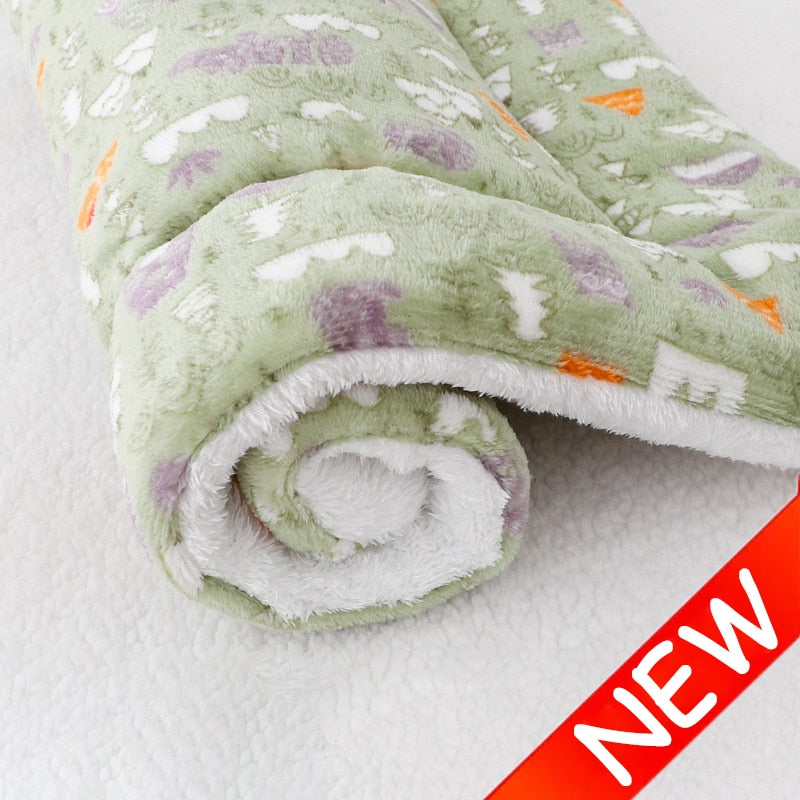 Thickened Pet Sleeping Mat - Soft and Washable Dog Bed with Flannel Mattress and Warm Fur Blanket - Ideal for Your Furry Friend's Comfort - Pet Supplies
